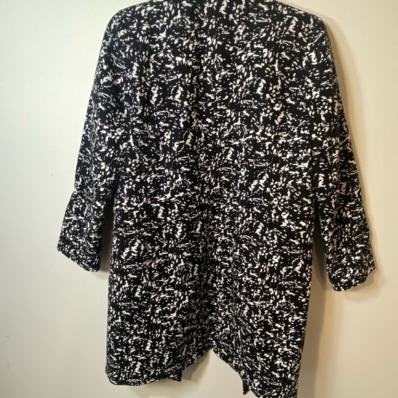 Women’s J Crew Black and White Jacket - Picture 8 of 10